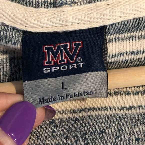 Hoodie - Picture 6 of 6